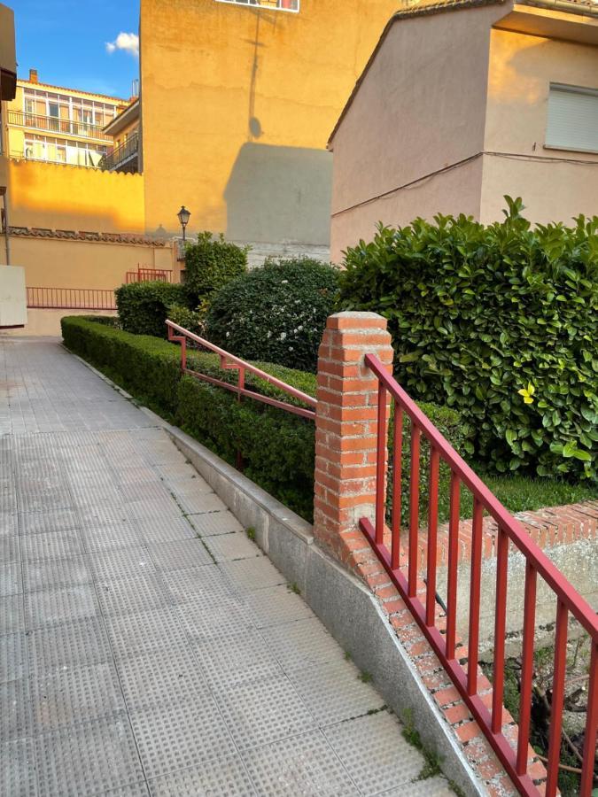 Apartamento Turistico Avila Vut ภายนอก รูปภาพ