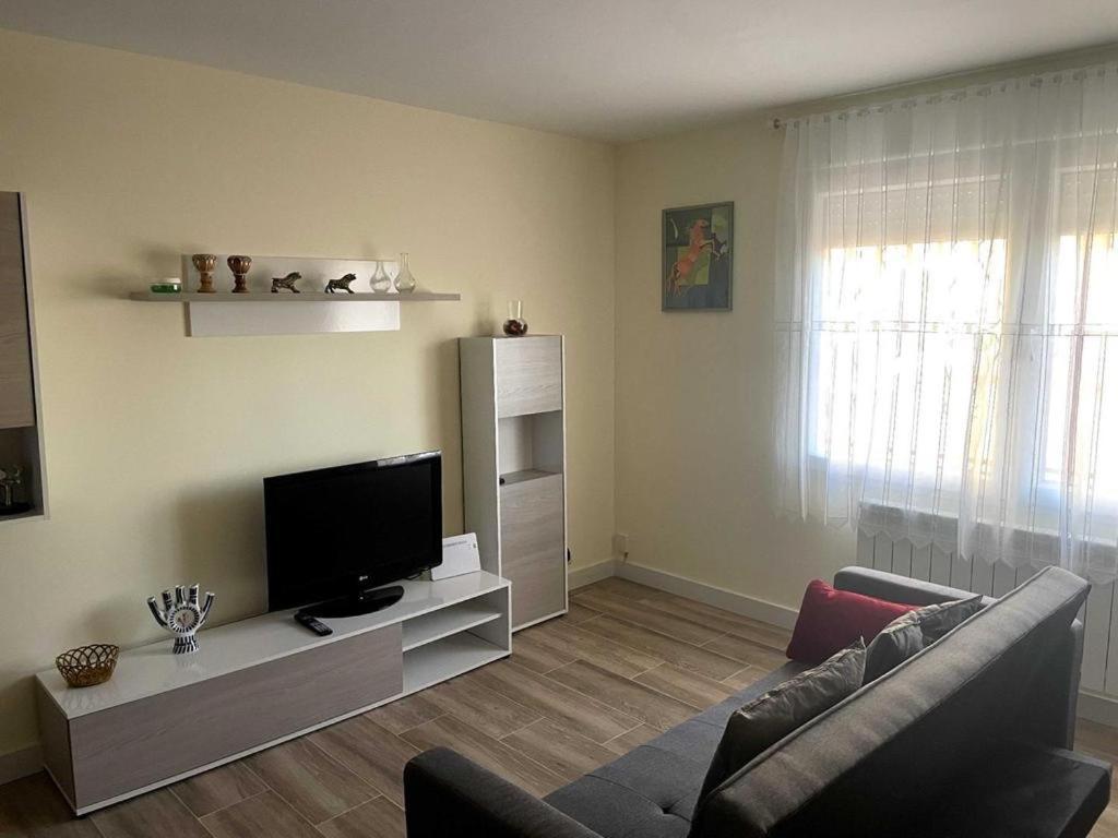 Apartamento Turistico Avila Vut ภายนอก รูปภาพ